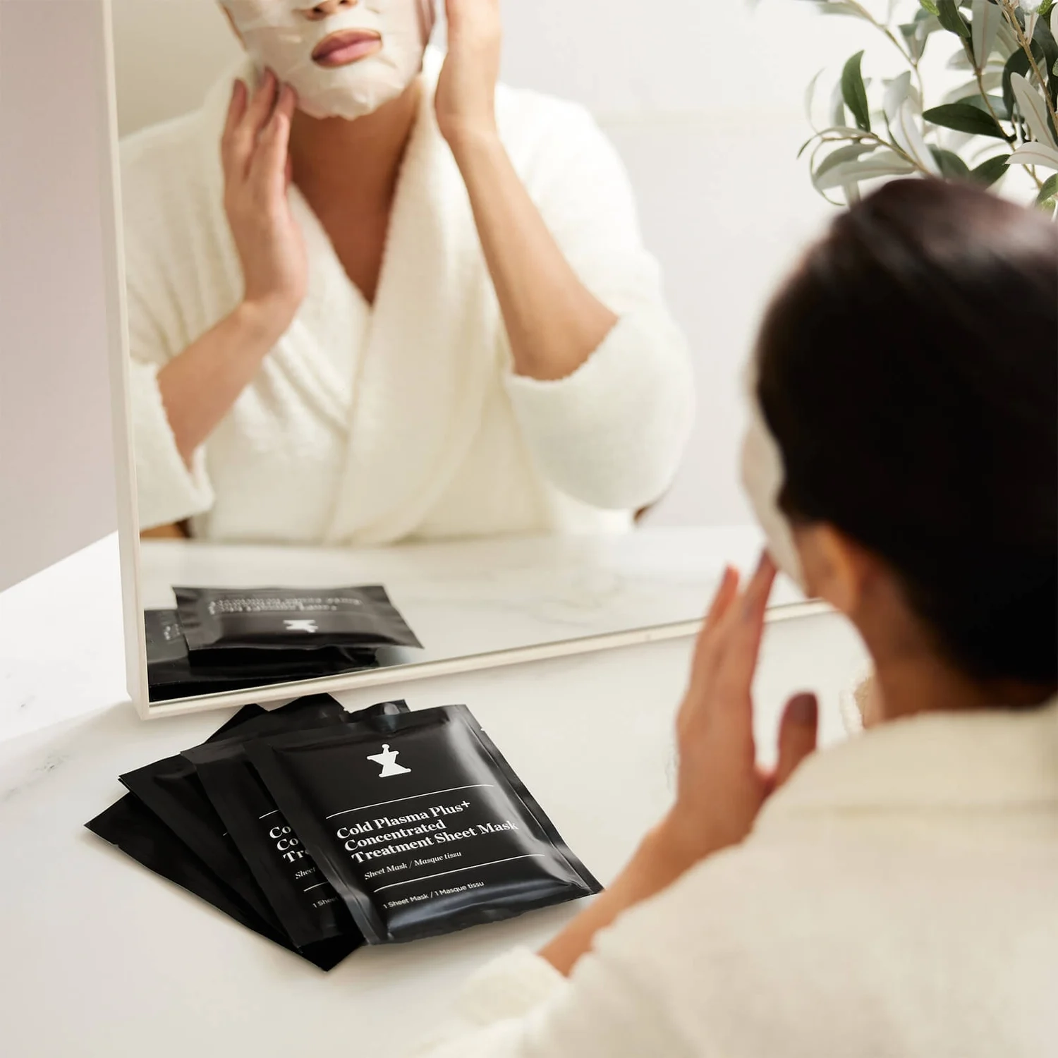 COLD PLASMA PLUS+ CONCENTRATED TREATMENT SHEET MASK - 8 - Perricone MD